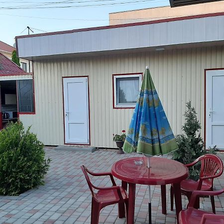 Mini Hotel Уютный Дворик Odesa Exterior foto