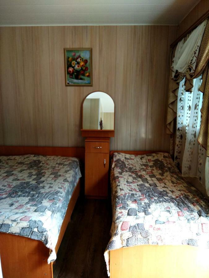 Mini Hotel Уютный Дворик Odesa Exterior foto
